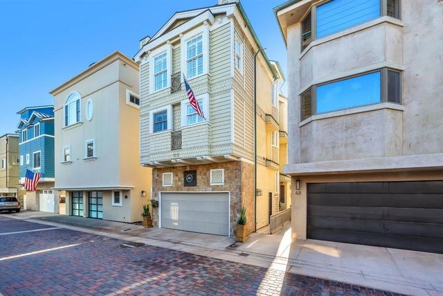 47 Surfside, Surfside (seal Beach), CA 90743