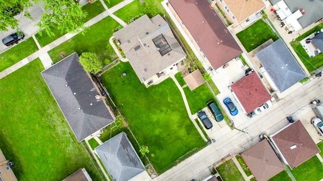 417 52nd Avenue, Bellwood, IL 60104