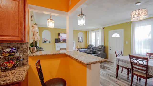 417 52nd Avenue, Bellwood, IL 60104
