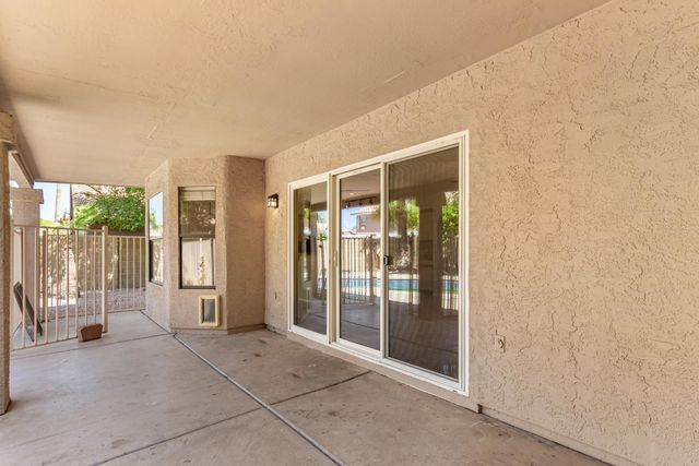 7392 W Kristal Way, Glendale, AZ 85308