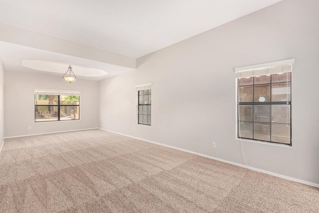 7392 W Kristal Way, Glendale, AZ 85308