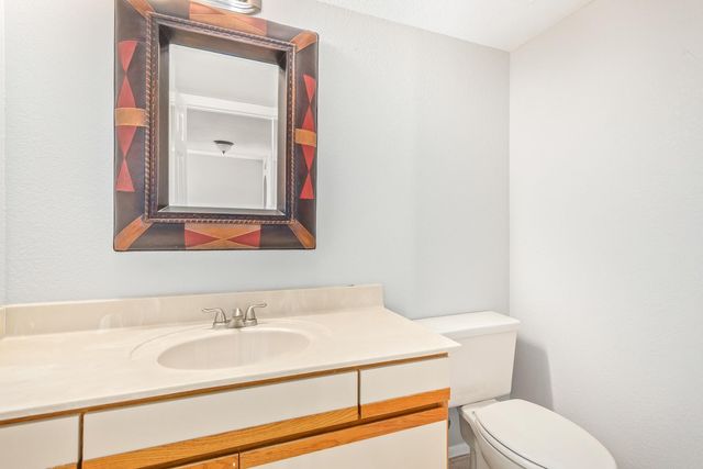 7392 W Kristal Way, Glendale, AZ 85308