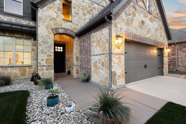 1509 Biltmore Drive, Garland, TX 75040