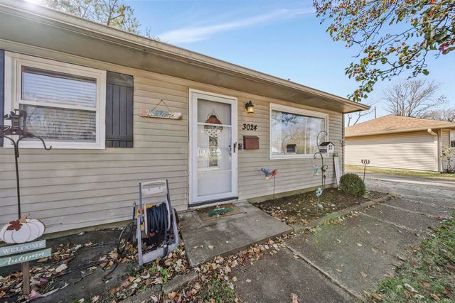 3024 Tremont Road, Evansville, IN 47710