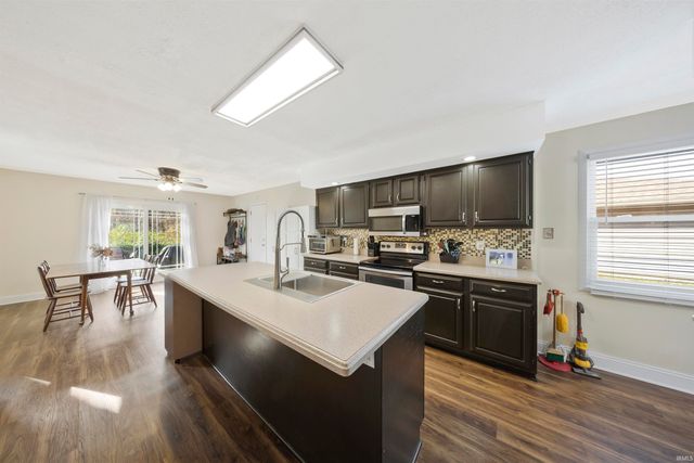 3024 Tremont Road, Evansville, IN 47710