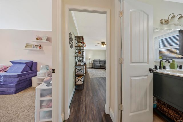 3024 Tremont Road, Evansville, IN 47710