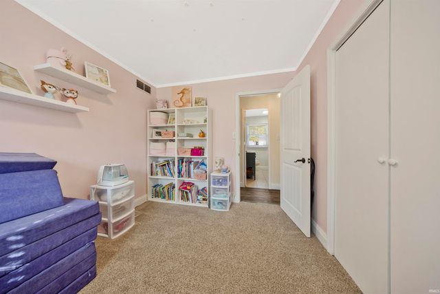 3024 Tremont Road, Evansville, IN 47710