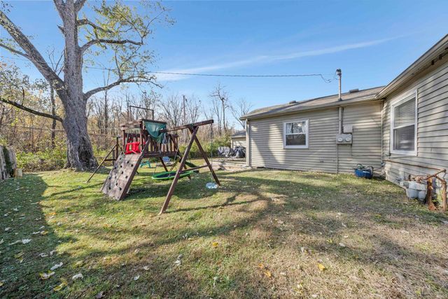 3024 Tremont Road, Evansville, IN 47710