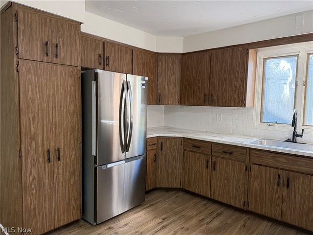 21561 Maydale Avenue, Euclid, OH 44123