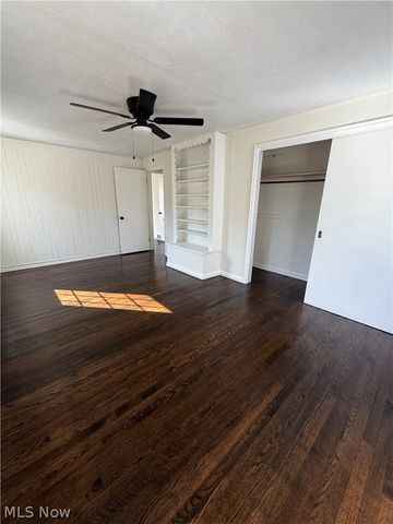 21561 Maydale Avenue, Euclid, OH 44123