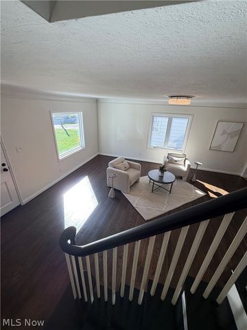 21561 Maydale Avenue, Euclid, OH 44123