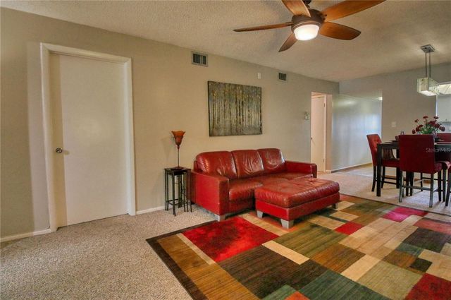 3658 LAKE BAYSHORE DRIVE 320, Bradenton, FL 34205