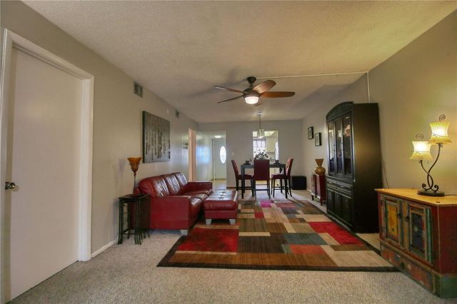 3658 LAKE BAYSHORE DRIVE 320, Bradenton, FL 34205