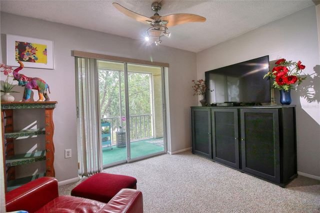 3658 LAKE BAYSHORE DRIVE 320, Bradenton, FL 34205