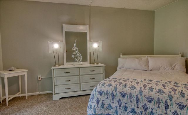 3658 LAKE BAYSHORE DRIVE 320, Bradenton, FL 34205