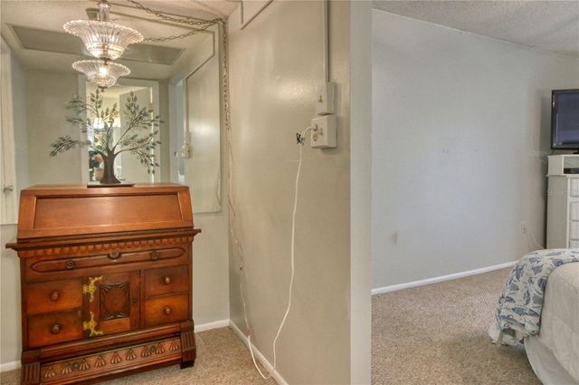 3658 LAKE BAYSHORE DRIVE 320, Bradenton, FL 34205