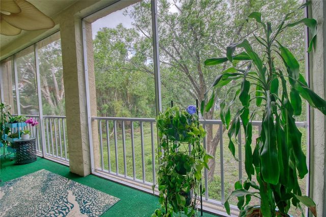 3658 LAKE BAYSHORE DRIVE 320, Bradenton, FL 34205