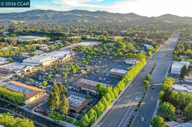 3045 Fostoria Cir, Danville, CA 94526