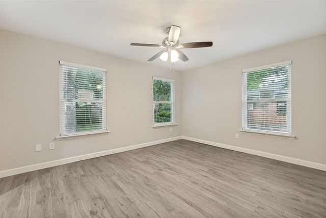 9237 Rosecliff Drive, Dallas, TX 75217