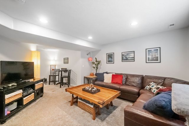 9092 S ENCHANTED OAK LN, Sandy, UT 84094