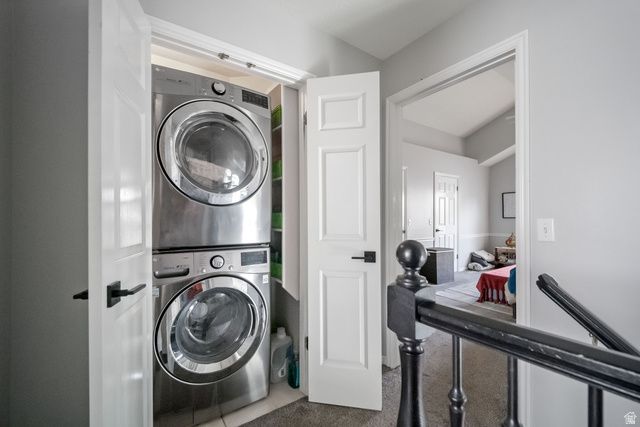 9092 S ENCHANTED OAK LN, Sandy, UT 84094