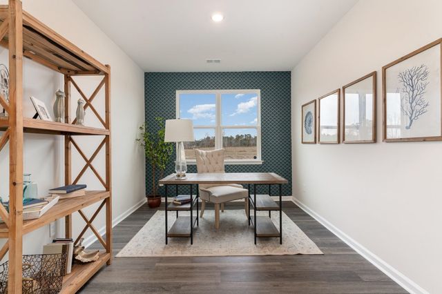 1267 Woodhouse Dr, Ash, NC 28420