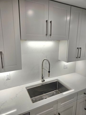 1631 NW 18th Avenue 201, Delray Beach, FL 33445