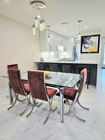 1631 NW 18th Avenue 201, Delray Beach, FL 33445