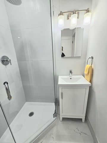 1631 NW 18th Avenue 201, Delray Beach, FL 33445