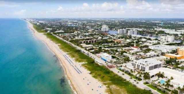 1631 NW 18th Avenue 201, Delray Beach, FL 33445