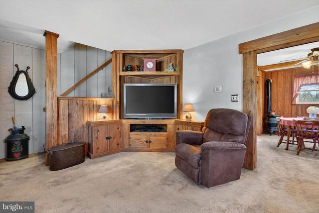 168 NEW ST, Millersville, PA 17551