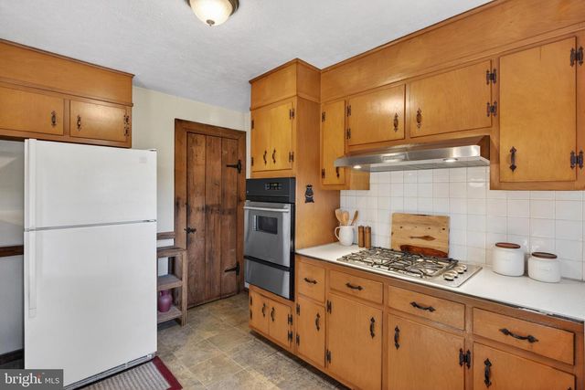 168 NEW ST, Millersville, PA 17551