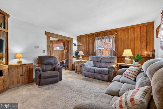 168 NEW ST, Millersville, PA 17551