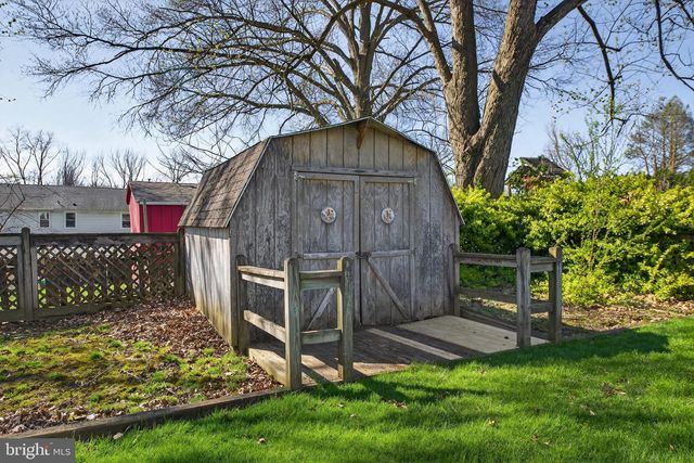 168 NEW ST, Millersville, PA 17551