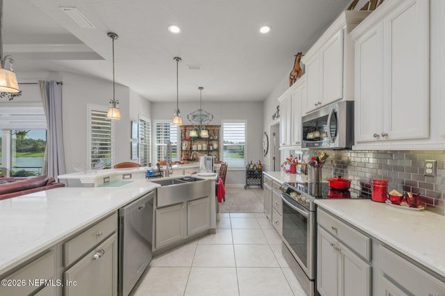 23 ARENA LAKE Circle, Palm Coast, FL 32137