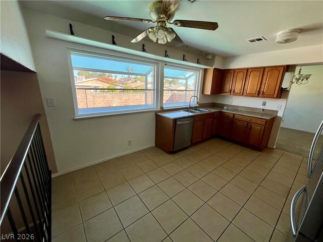 3444 Toquima Circle, Las Vegas, NV 89120