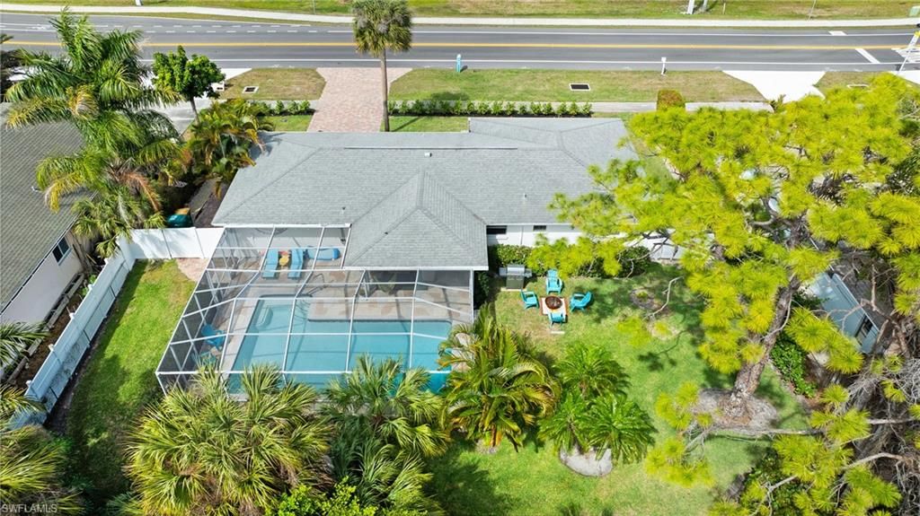 660 111th AVE N, Naples, FL 34108