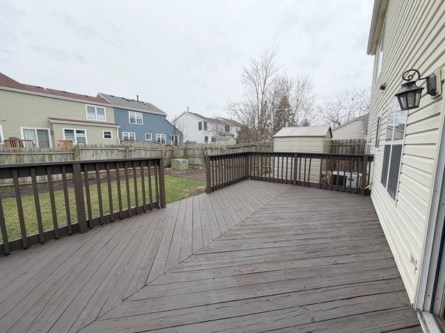 1127 Ashbrook Drive, Mundelein, IL 60060