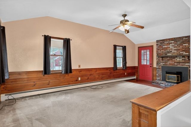 79 Taylor Rd, Stow, MA 01775