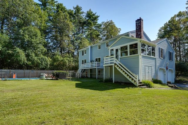 79 Taylor Rd, Stow, MA 01775