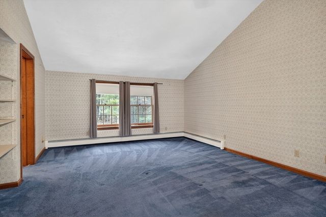 79 Taylor Rd, Stow, MA 01775