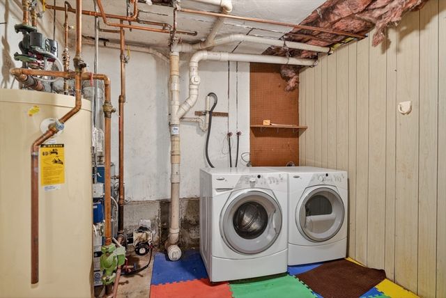 79 Taylor Rd, Stow, MA 01775