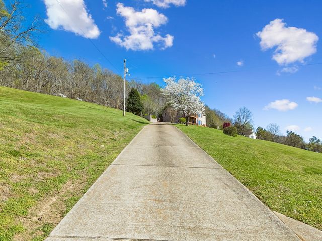 5005 Campbellsville Pike, Culleoka, TN 38451