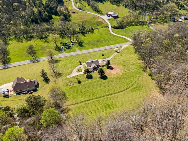 5005 Campbellsville Pike, Culleoka, TN 38451