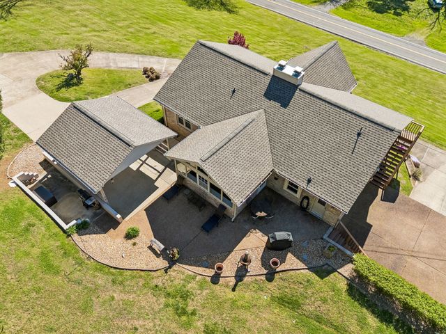 5005 Campbellsville Pike, Culleoka, TN 38451