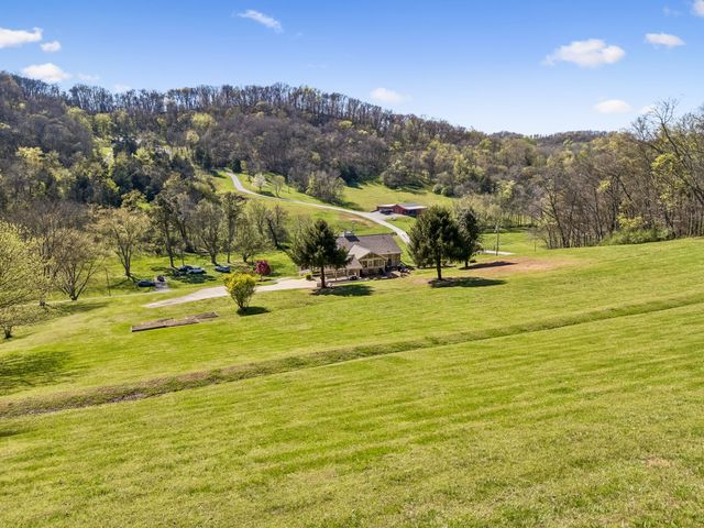 5005 Campbellsville Pike, Culleoka, TN 38451