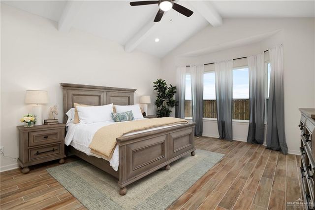 1565 E Silos Avenue, Edinburg, TX 78542