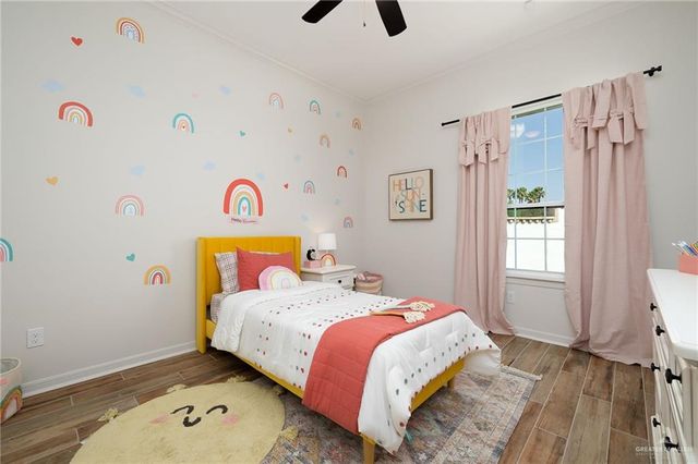 1565 E Silos Avenue, Edinburg, TX 78542