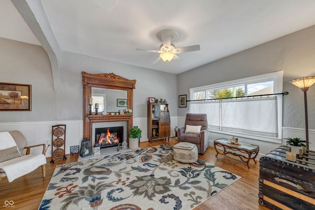 789 N 10th Street, Noblesville, IN 46060