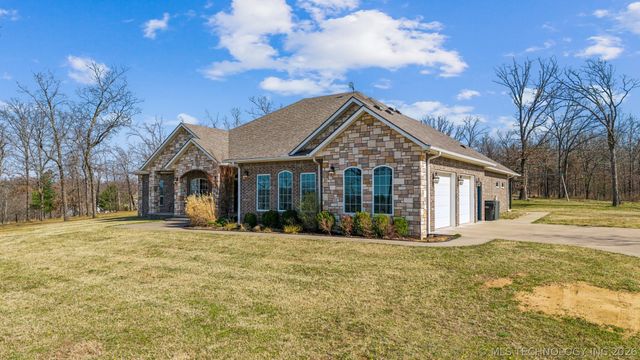 16283 Neel Drive, Claremore, OK 74017